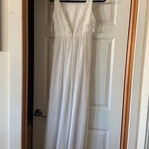 White flower girl dress!